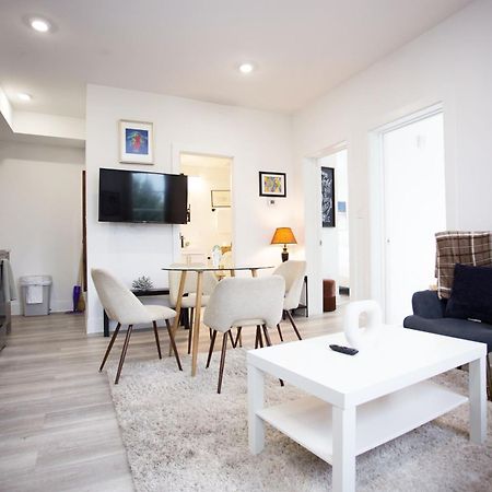 It'S A Corner Unit With Cool City Skyline Views! Washington Exterior foto