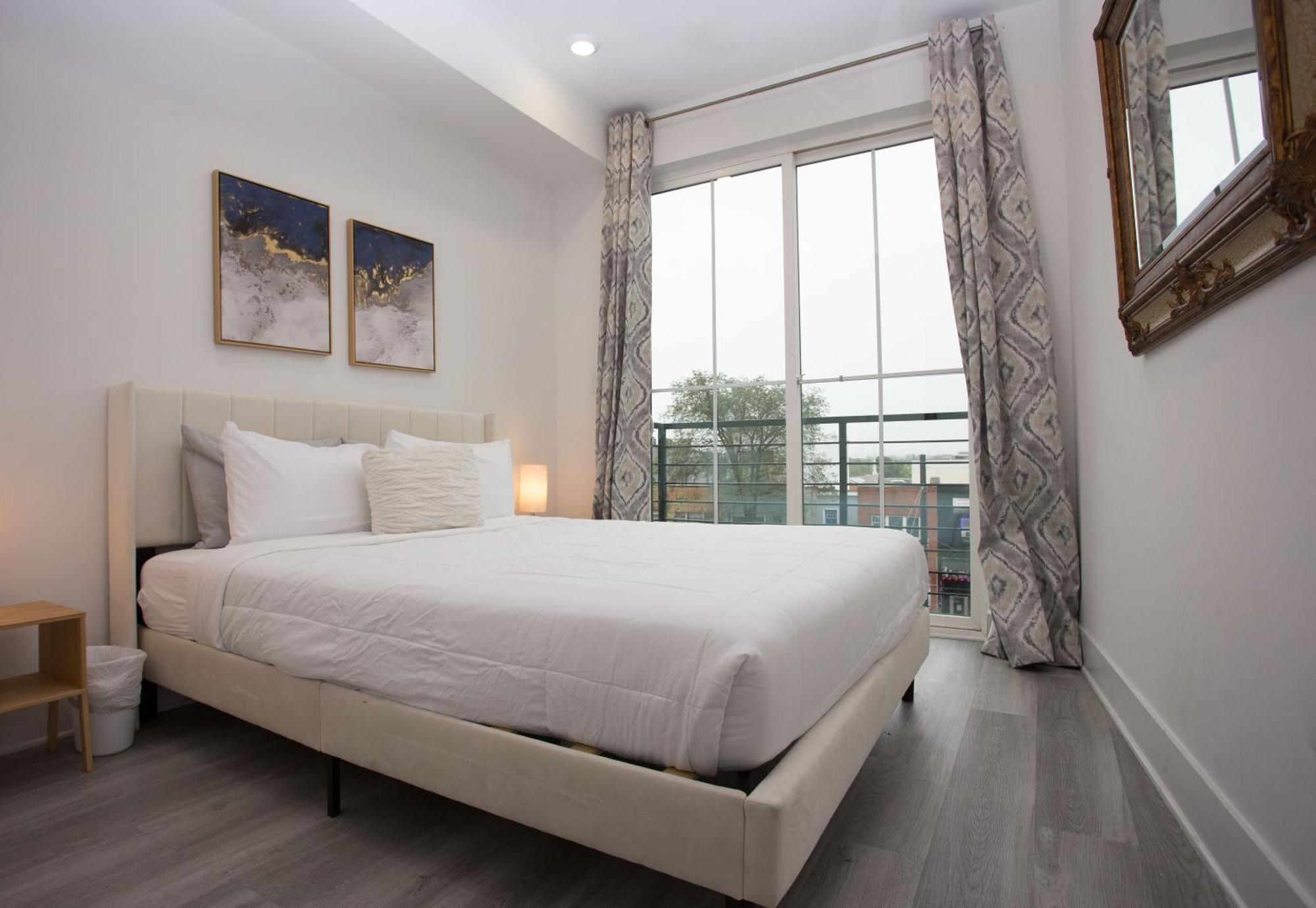 It'S A Corner Unit With Cool City Skyline Views! Washington Exterior foto